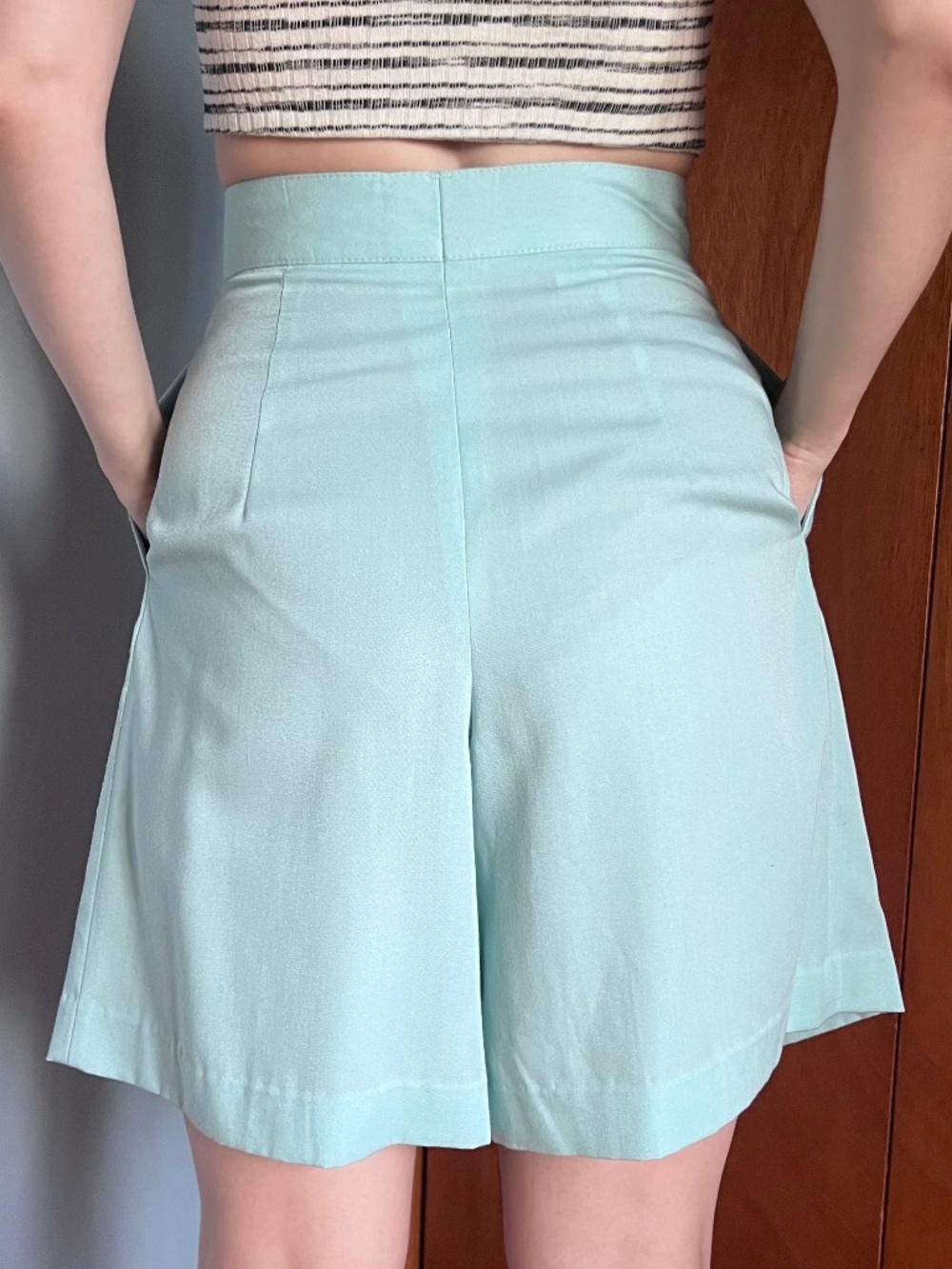 Vintage High Waisted Bermuda Shorts - Small - Picture 2 of 4